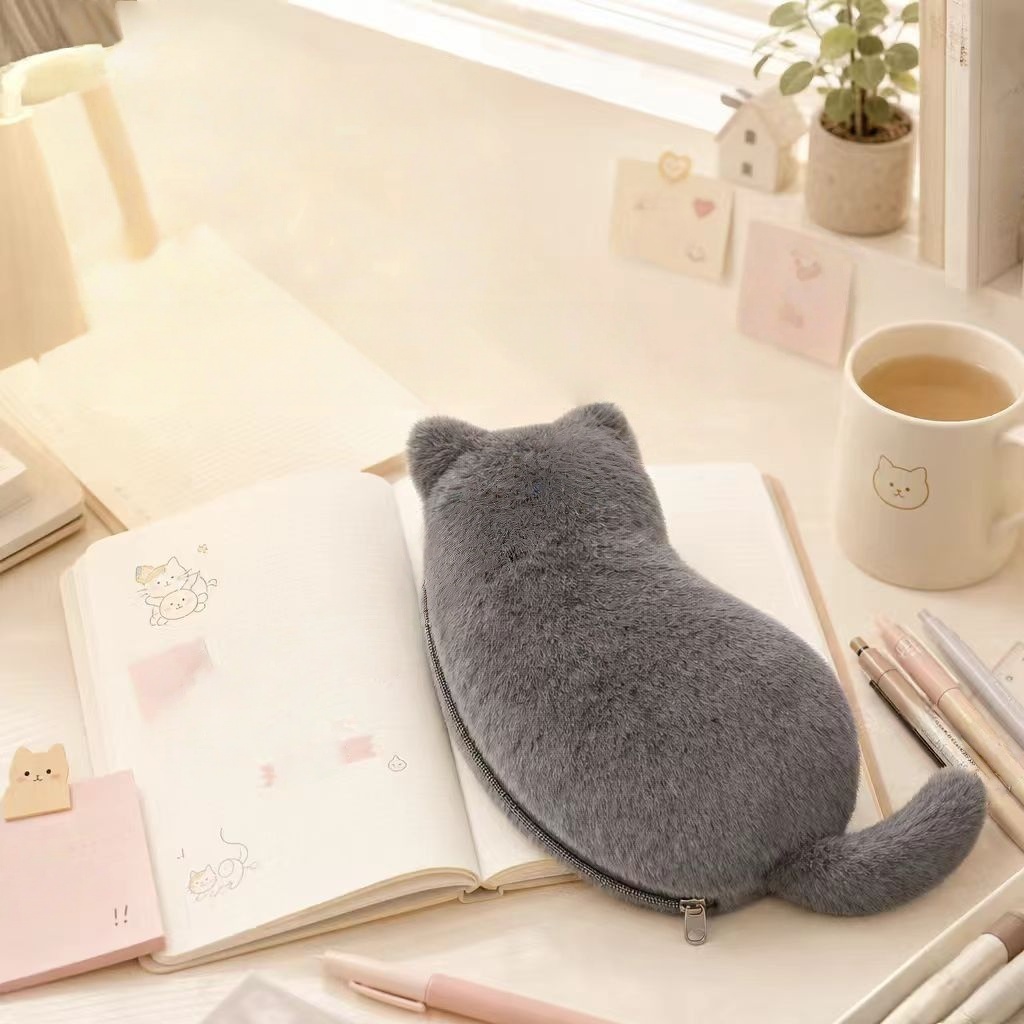 かわいいぬいぐるみ猫ペンシルケース、韓国風大容量ソフトメイク - Korean Skincare Routine のレビューと価格